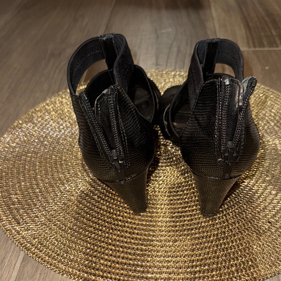 Alfani Black Wedge Sandals - Picture 4 of 4